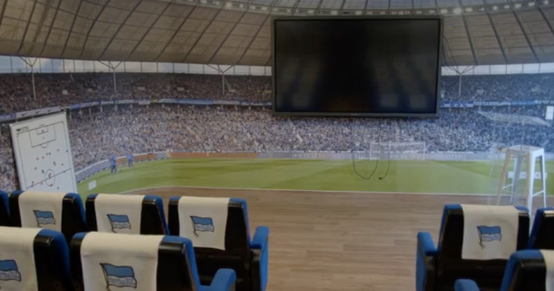 La sala de visualización, donde los jugadores y el personal de Hertha analizan la grabación del juego